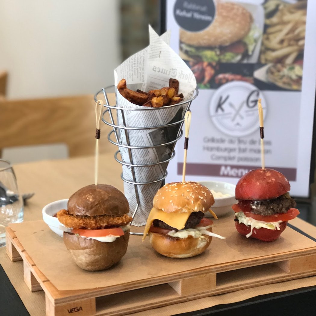 Restaurant Cacher Kikar Grill 1